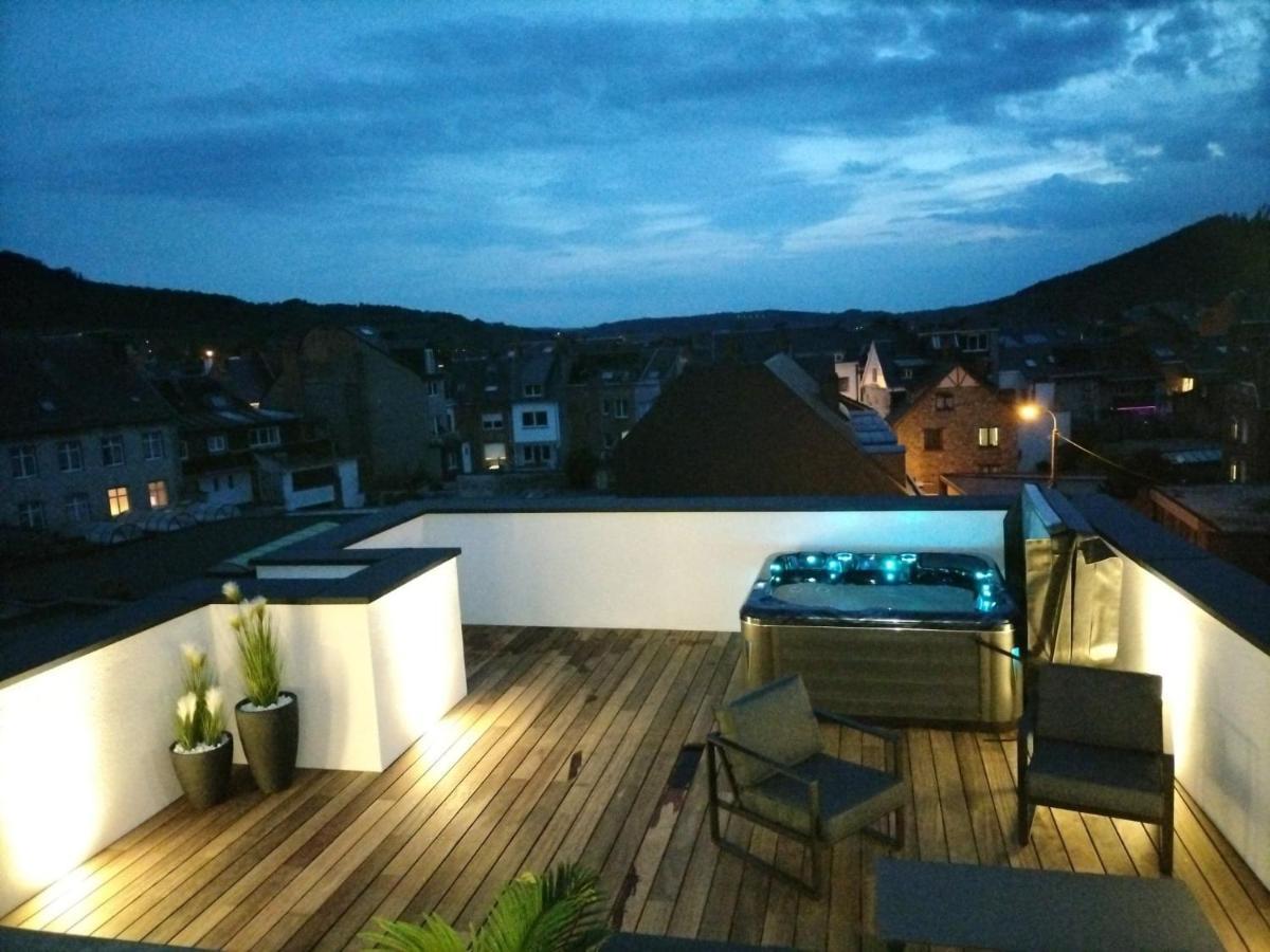 Appartement Avec Rooftop Au Centre De Malmedy Buitenkant foto